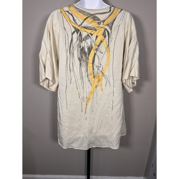 Saniya Khan White With Abstract Design Made In Canada Size Medium - Picture 4 of 7